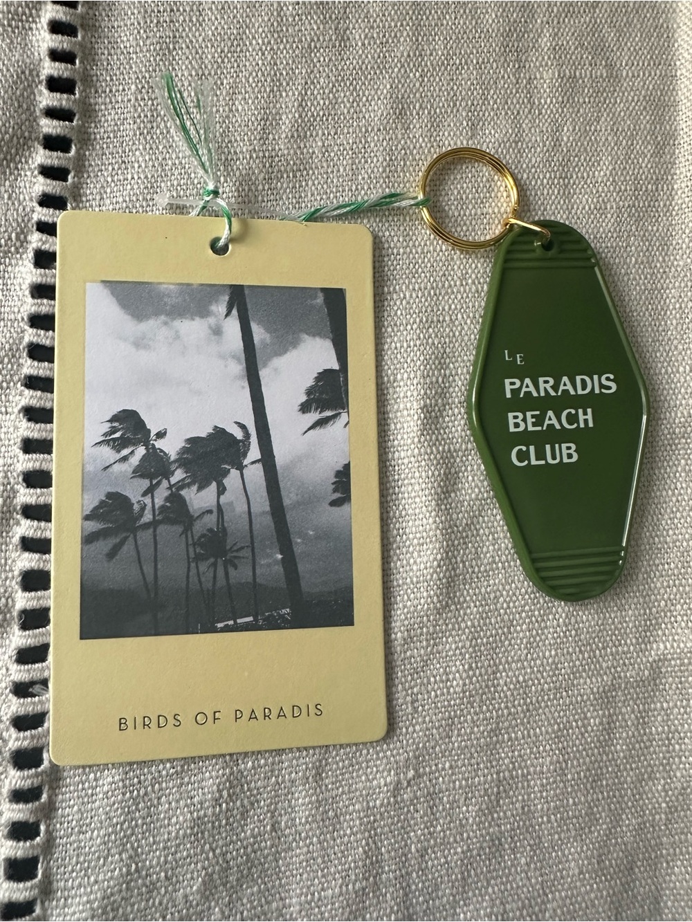 TROVATA BEACH CLUB KEYCHAIN